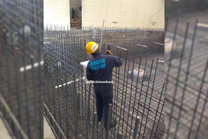 equipamiento para piscinas